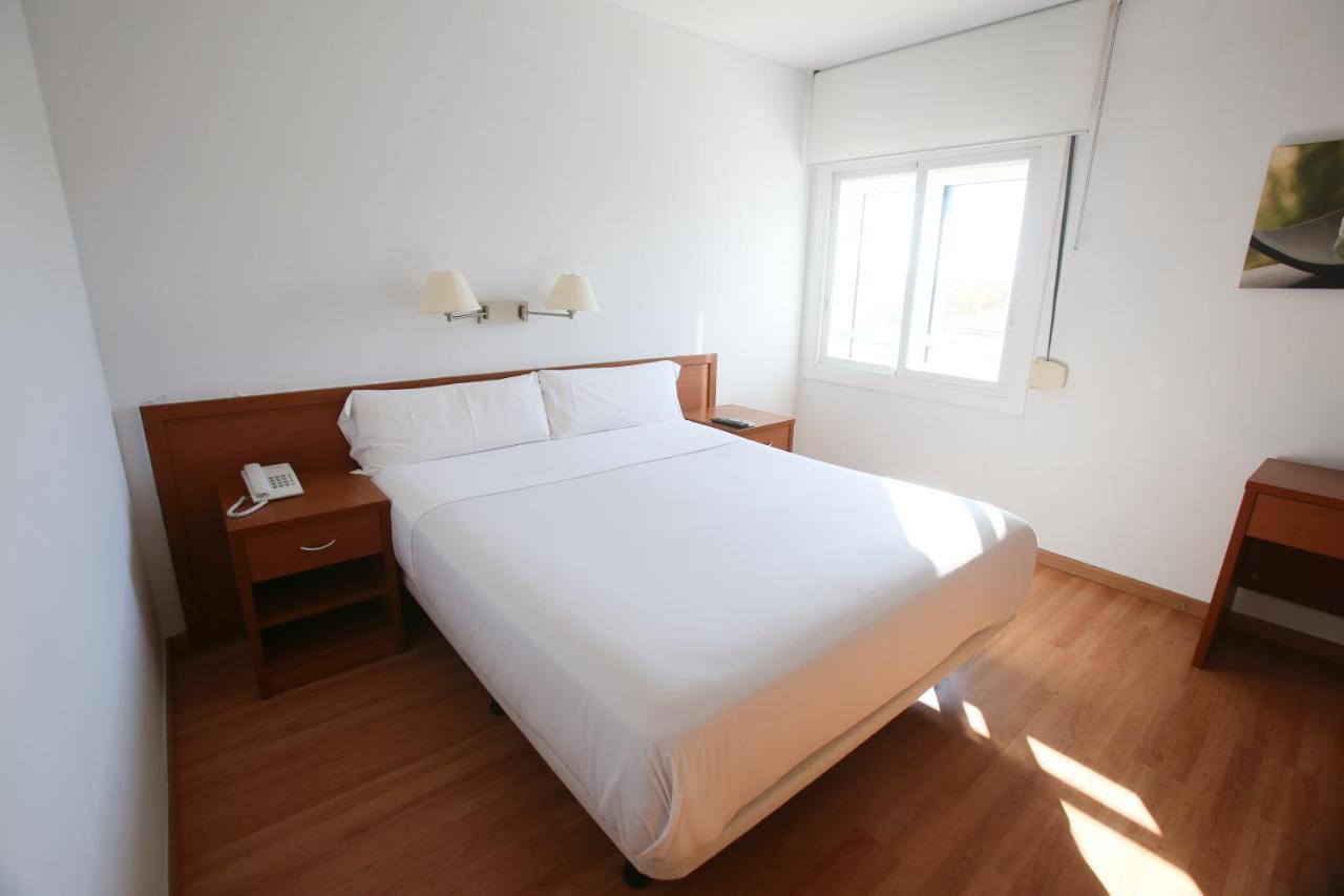 Gatell Hotel Vilanova i la Geltru Bagian luar foto