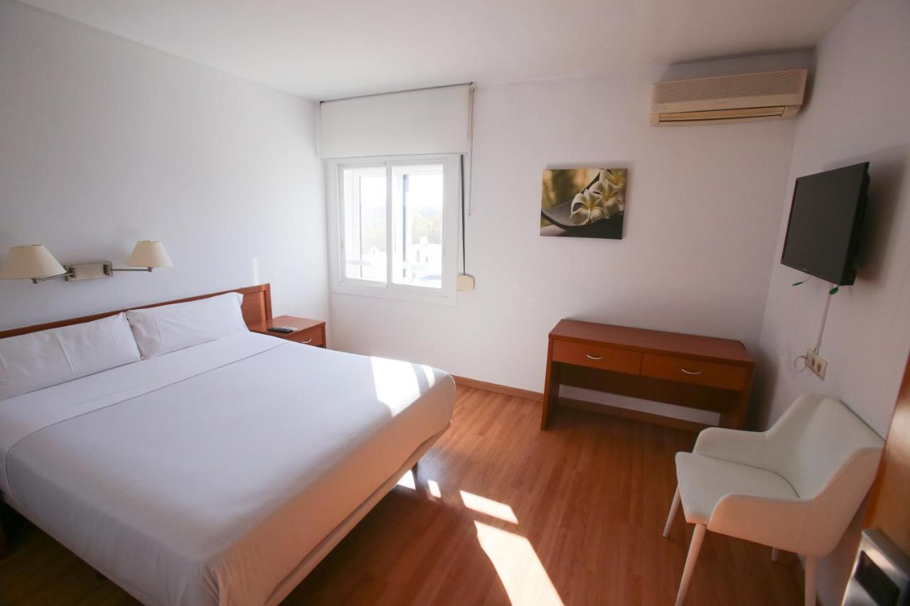 Gatell Hotel Vilanova i la Geltru Bagian luar foto