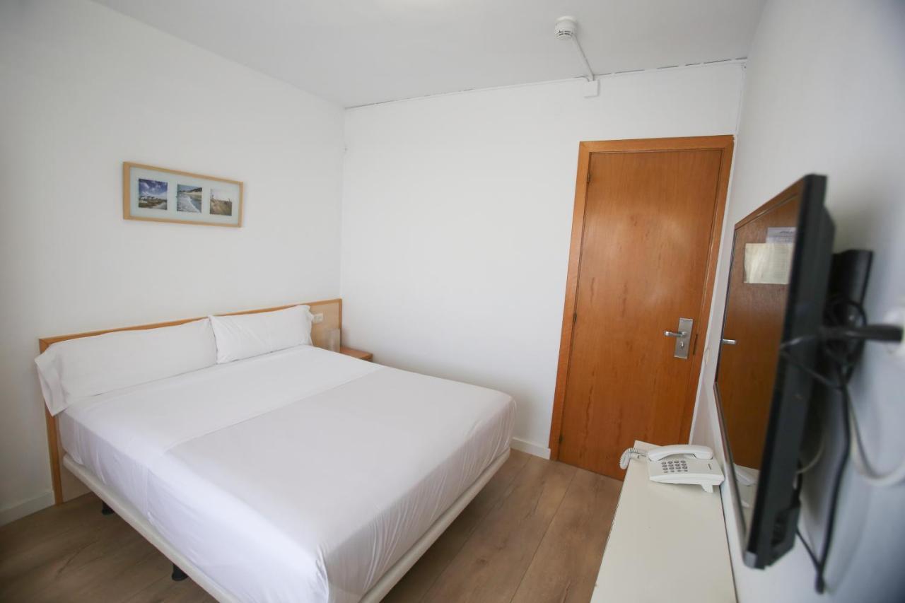 Gatell Hotel Vilanova i la Geltru Bagian luar foto