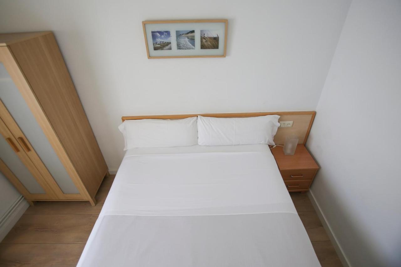 Gatell Hotel Vilanova i la Geltru Bagian luar foto